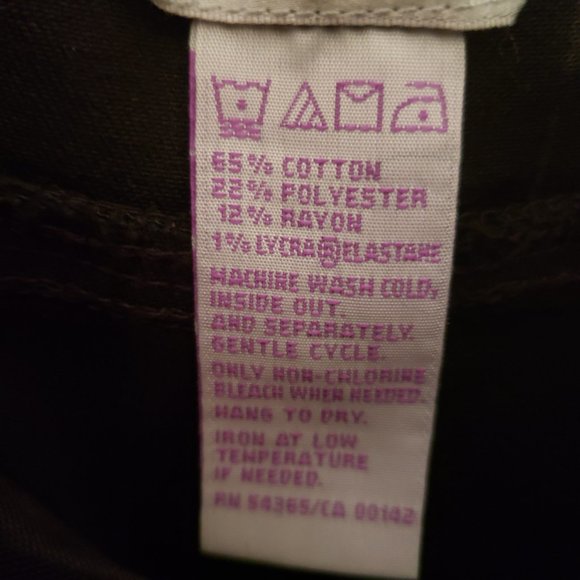 Alia Curvy Fit Black Denim Pants - Picture 4 of 4